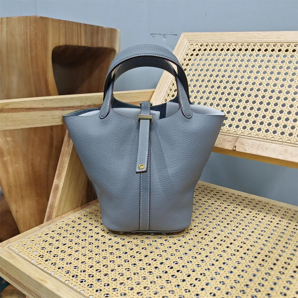 Bolsa Feminina em Couro Bovino Premium – Estilo Europeu, Design Casual com Alça Macia