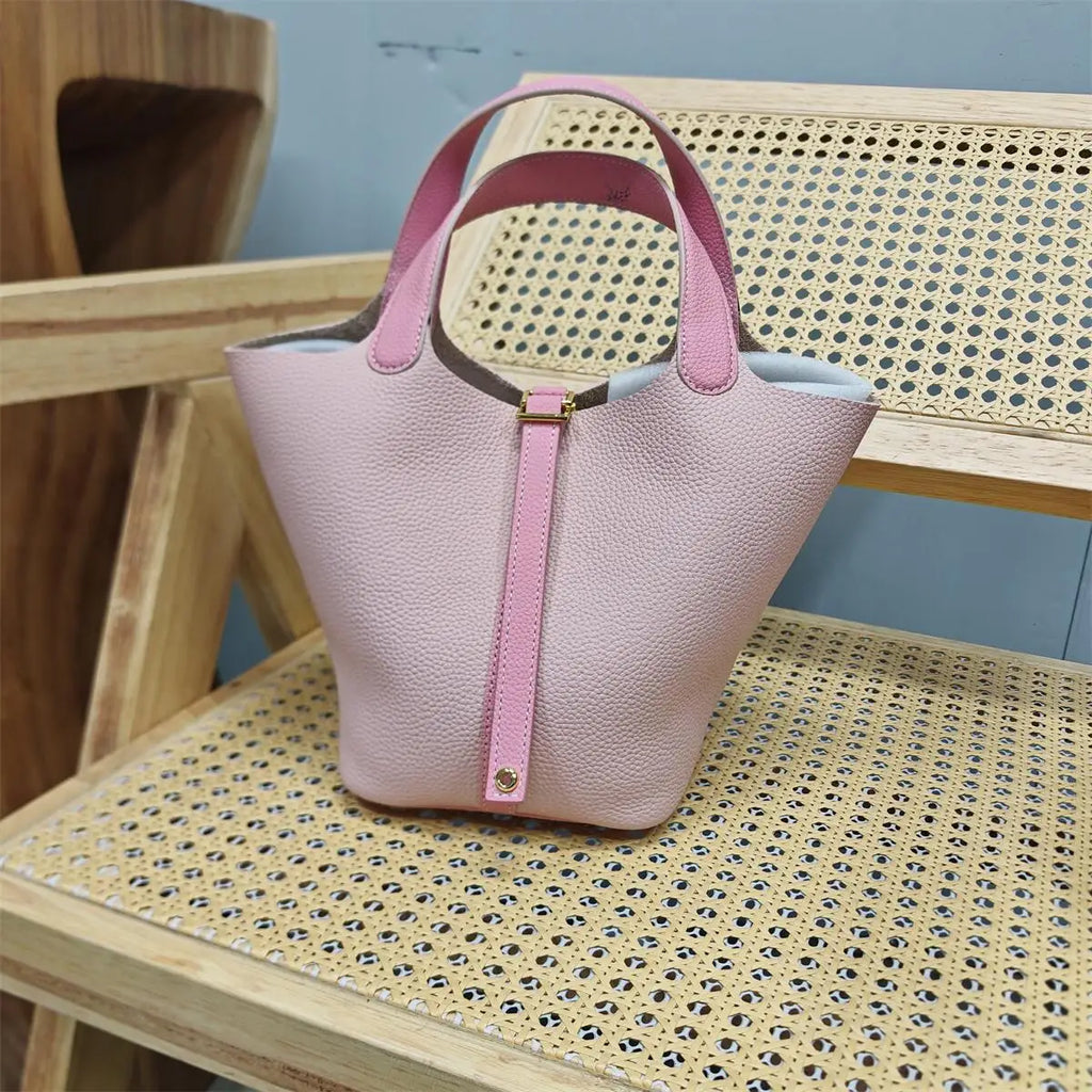Bolsa Feminina em Couro Bovino Premium – Estilo Europeu, Design Casual com Alça Macia