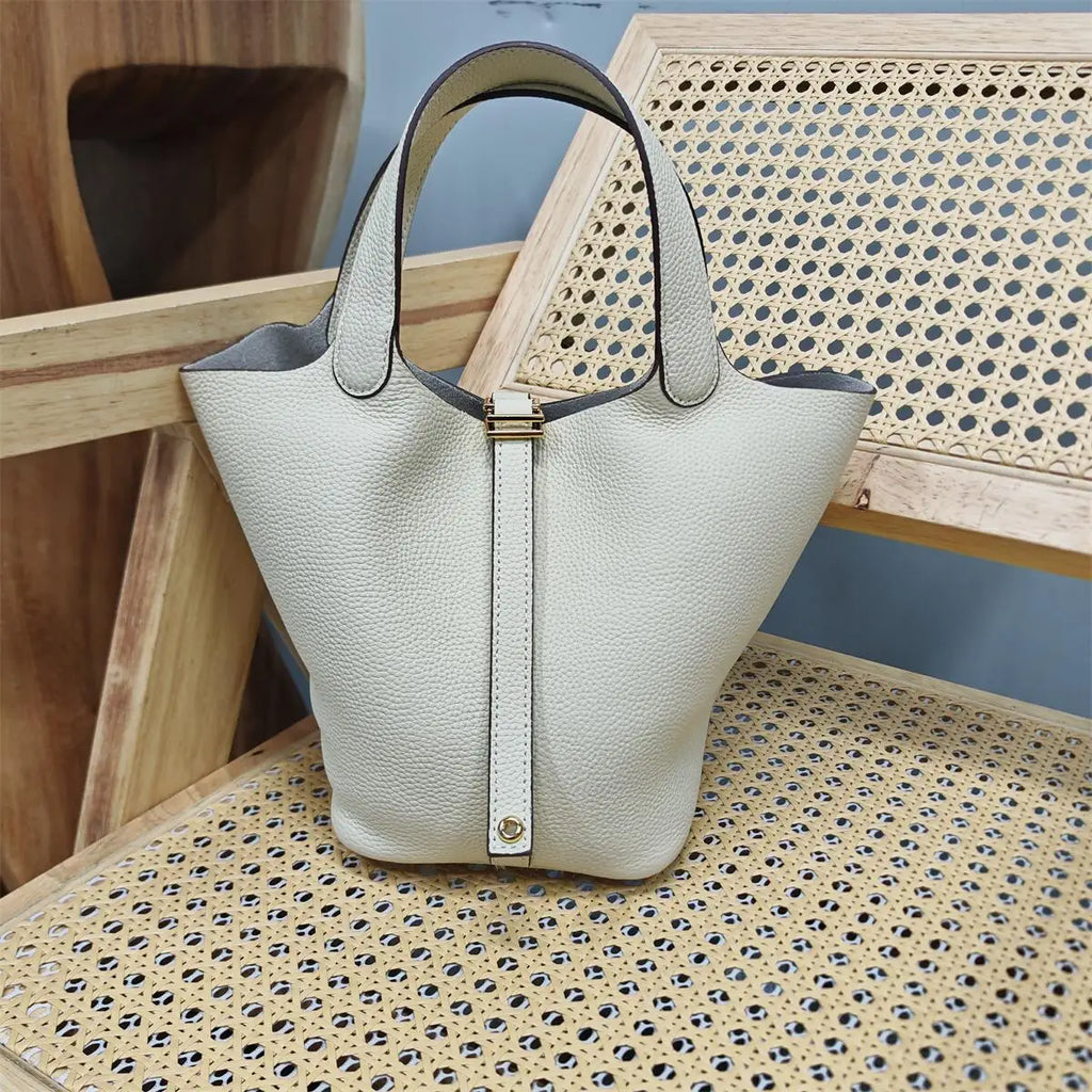Bolsa Feminina em Couro Bovino Premium – Estilo Europeu, Design Casual com Alça Macia